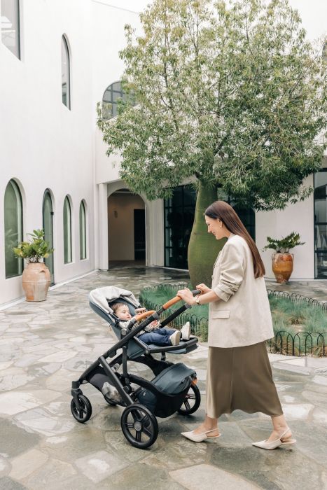 Uppababy Vista V3 pushchair & carrycot - Dillan - Image 11